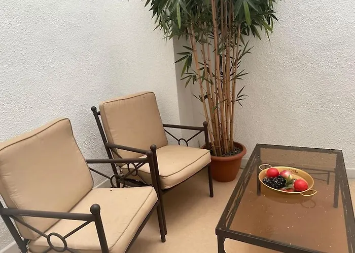 N•2 Avec Patio En Plein Cœur De La * Bagnères-de-Bigorre