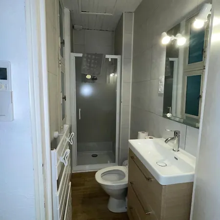 N•2 Avec Patio En Plein Coeur De La *