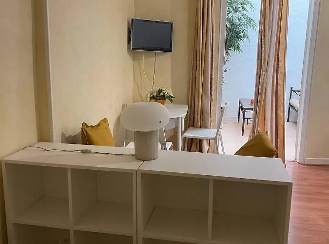 N•2 Avec Patio En Plein Coeur De La Apartmán *